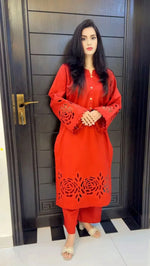 2-Piece Khaddar Suit with Button Neckline & Handmade Cutwork Daman