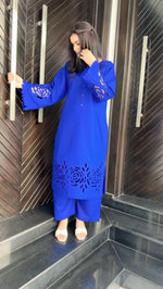 2-Piece Khaddar Suit with Button Neckline & Handmade Cutwork Daman