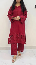 2-Piece Khaddar Suit with Button Neckline & Handmade Cutwork Daman