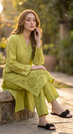 2-Piece Khaddar Suit with Button Neckline & Handmade Cutwork Daman-Pista